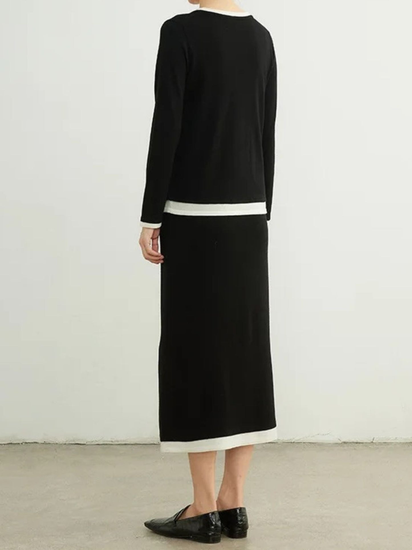 Midi-Length Knitted Skirt with Patchwork Details